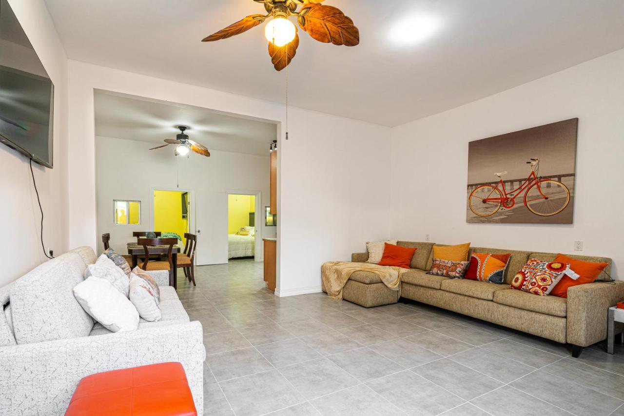 2 Br/ 1 Ba Home, Sleeps 10, 1 Min Walk To Rosarito Beach Экстерьер фото